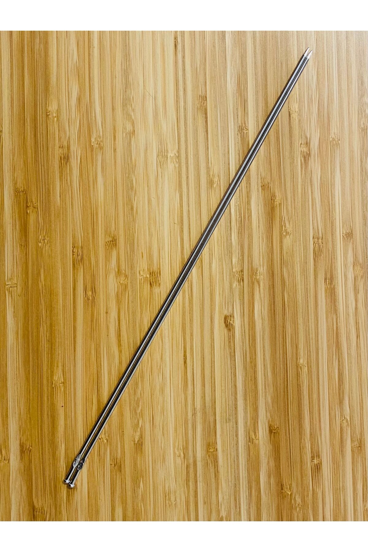 Dolu Çelik Örgü Şiş. 34 cm. No:3. Uyarı: Ucu sivri batma riski var