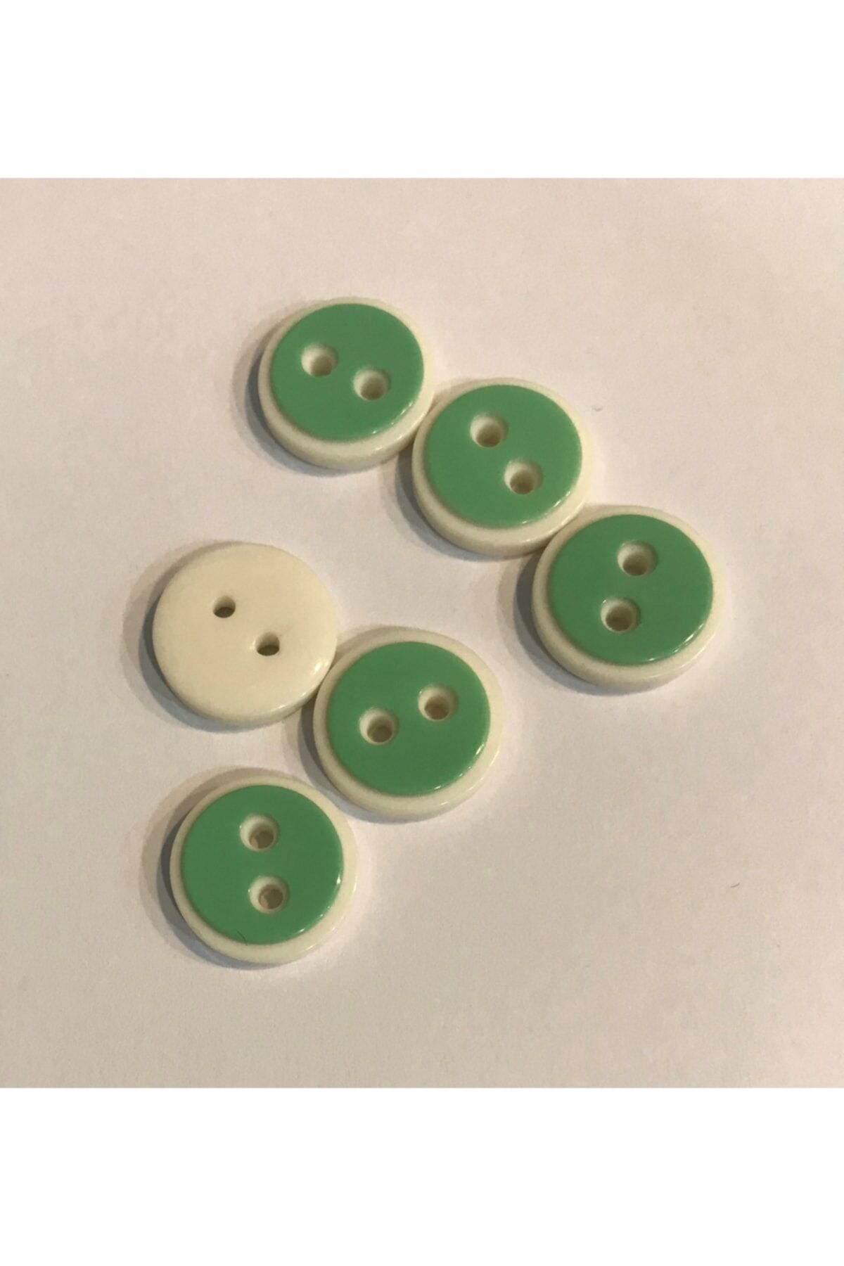 Beyaz Çember Bebe Düğmesi. 1.4cm 6'lı Paket. Fıstık Yeşili.