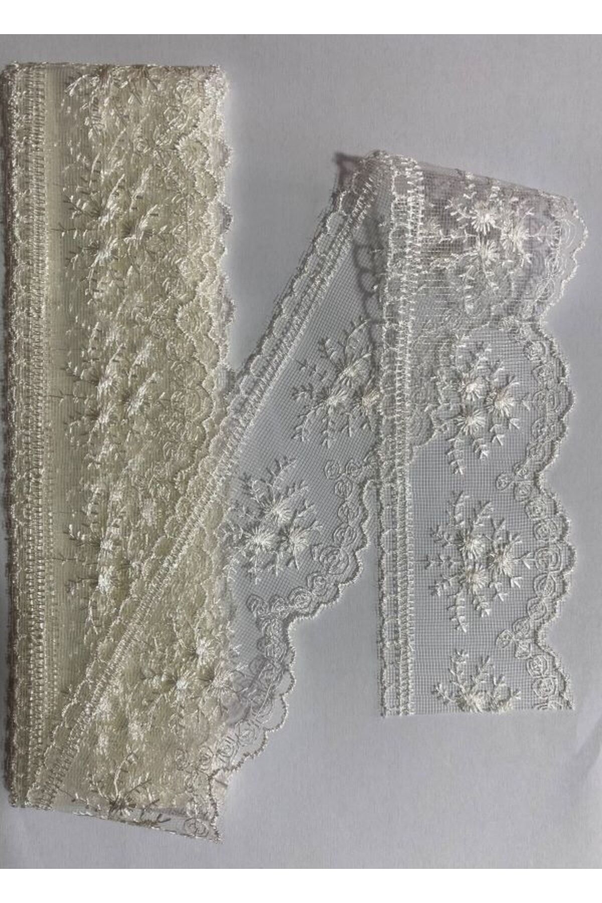 Perde Tül Seccade Ve Abiye Süsleme Güpür 6cmx3.25metre. Krem.