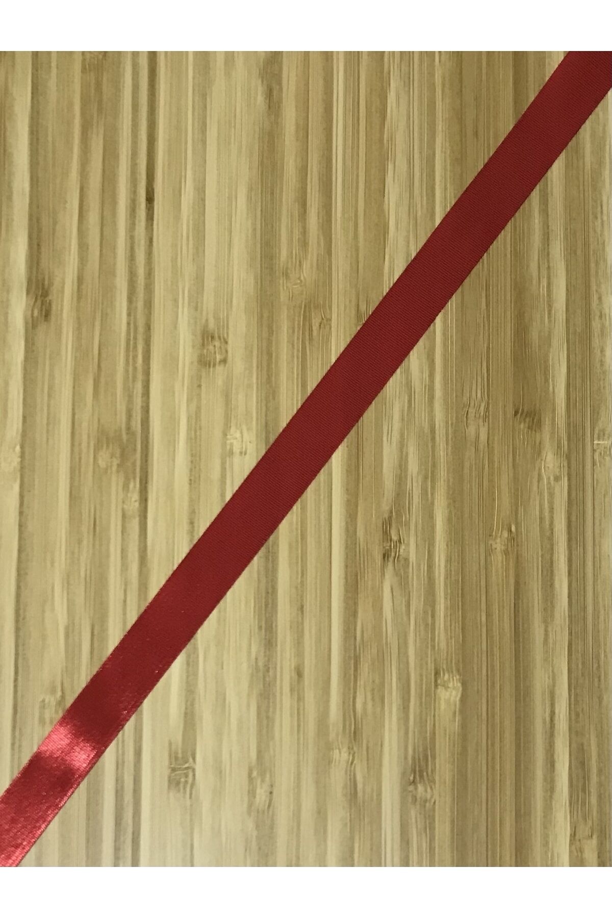 Düz El Işleme Nakış Kurdelesi. Eni: 1.5cm X 5 Metre. Renk No:43