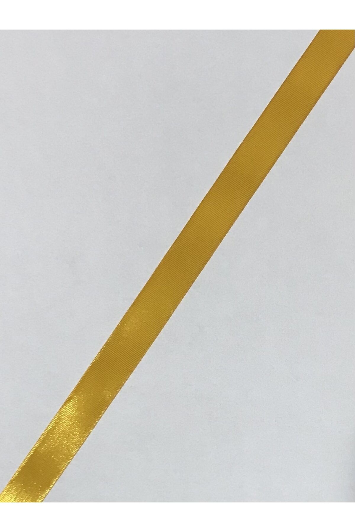 Düz El Işleme Nakış Kurdelesi. Eni:1.5cm. 5 Metre. Renk No:112