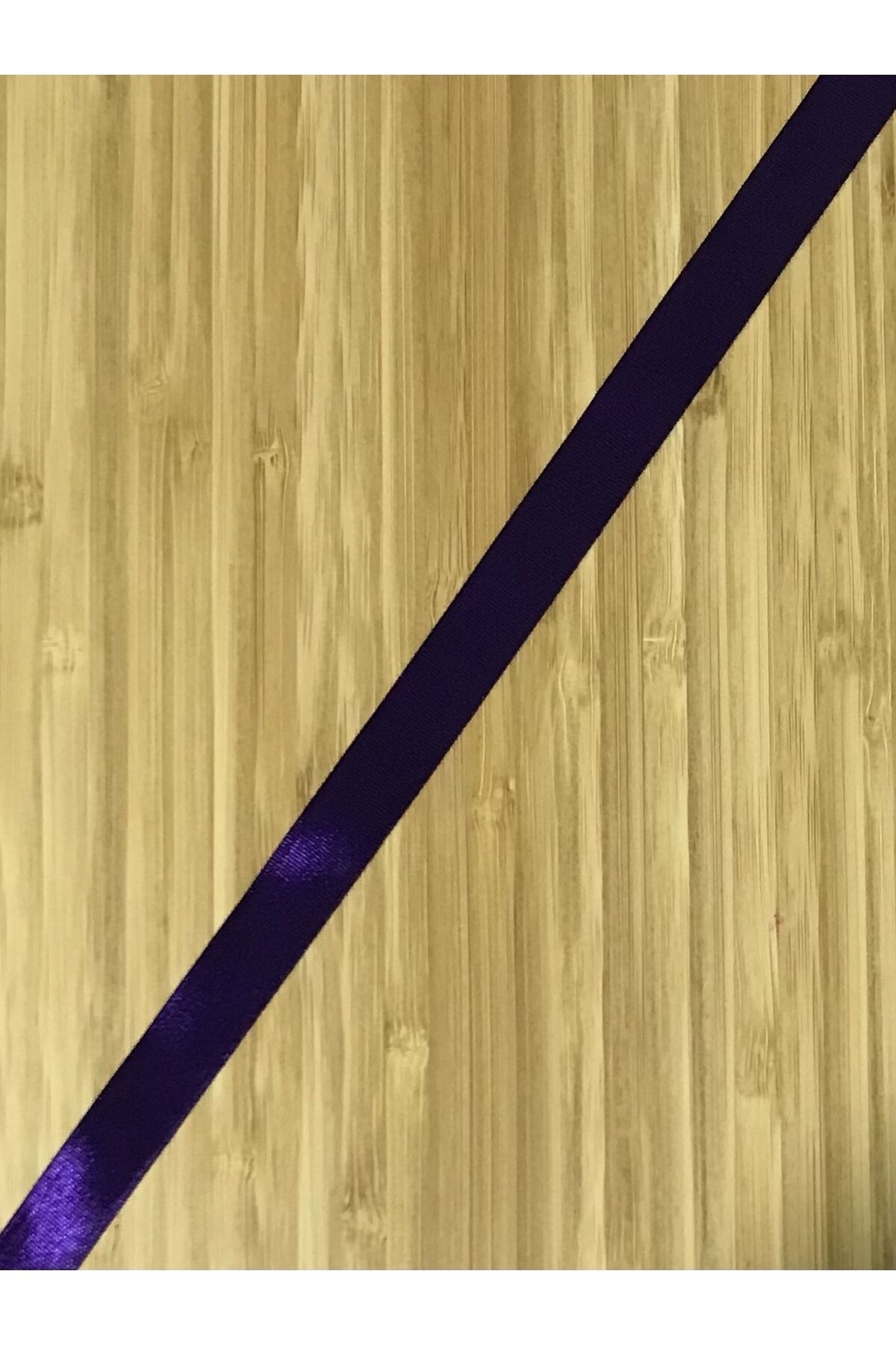 Düz El Işleme Nakış Kurdelesi. Eni:1.5cm. 5 Metre. Renk No:98