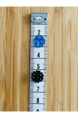 Taş görünümlü plastik pul. Ebat:11mm. Tahmini 250 adet. Renk: Gece Mavisi.