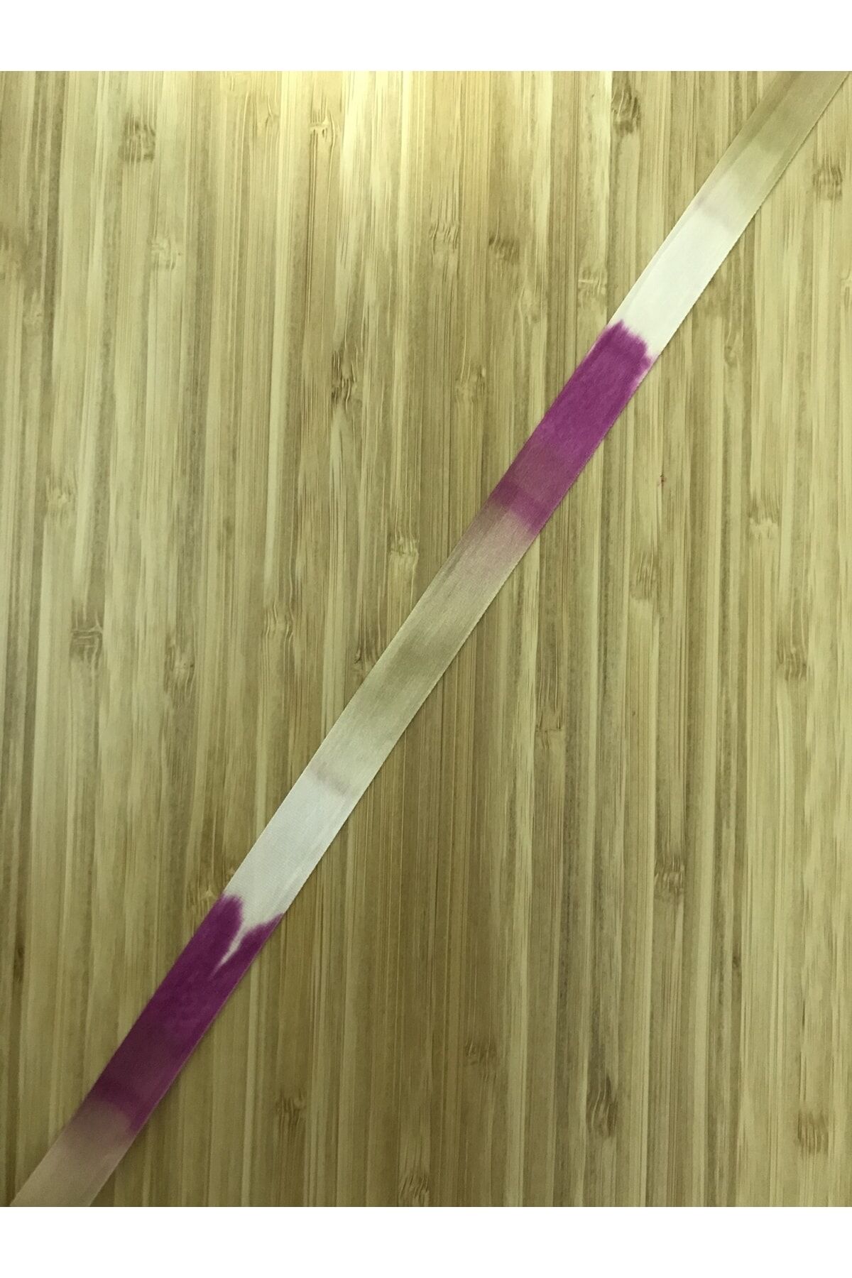 Düz El İşleme Nakış Kurdelesi. Eni:1.5cm. 5 Metre. Renk No:9105