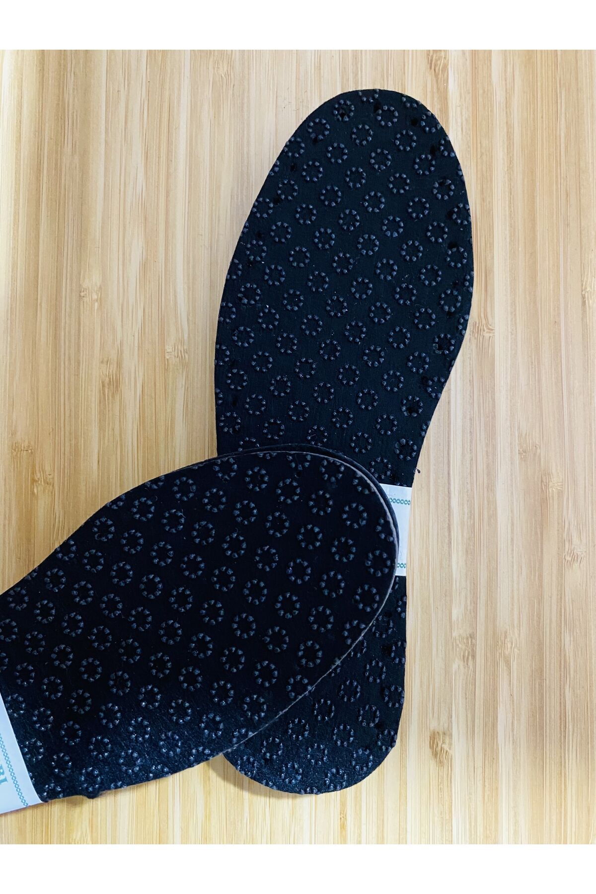 El Örgü Patik Tabanlık (HAZIR DELİKLİ) Keçe Eva Kaydırmaz. 2 Çift. No:28-29 Boy:18,6cm.