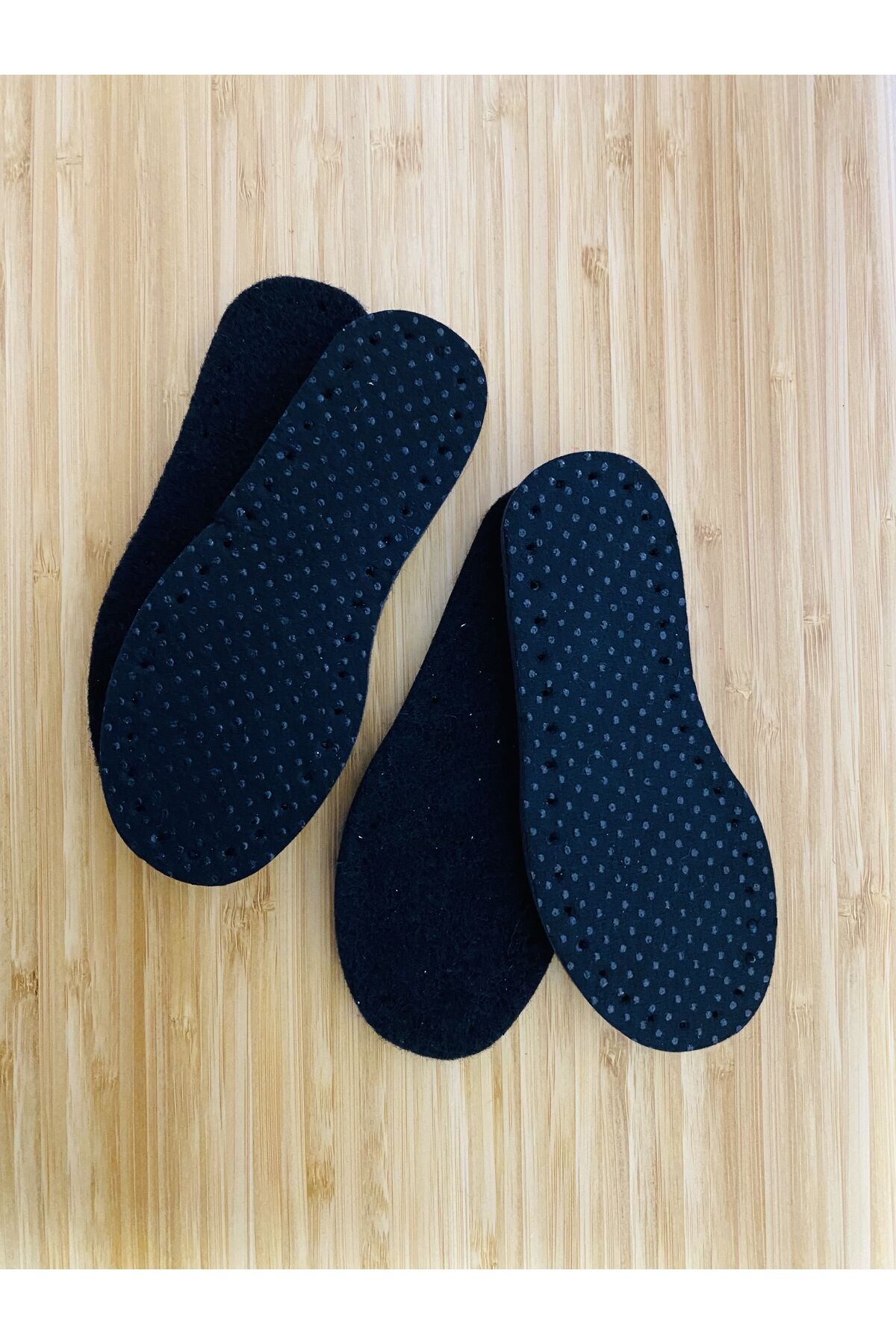 El Örgü Patik Tabanlık (HAZIR DELİKLİ) Keçe Eva ve Alt. 2 Çift. No:20-21 Boy:14,2cm.