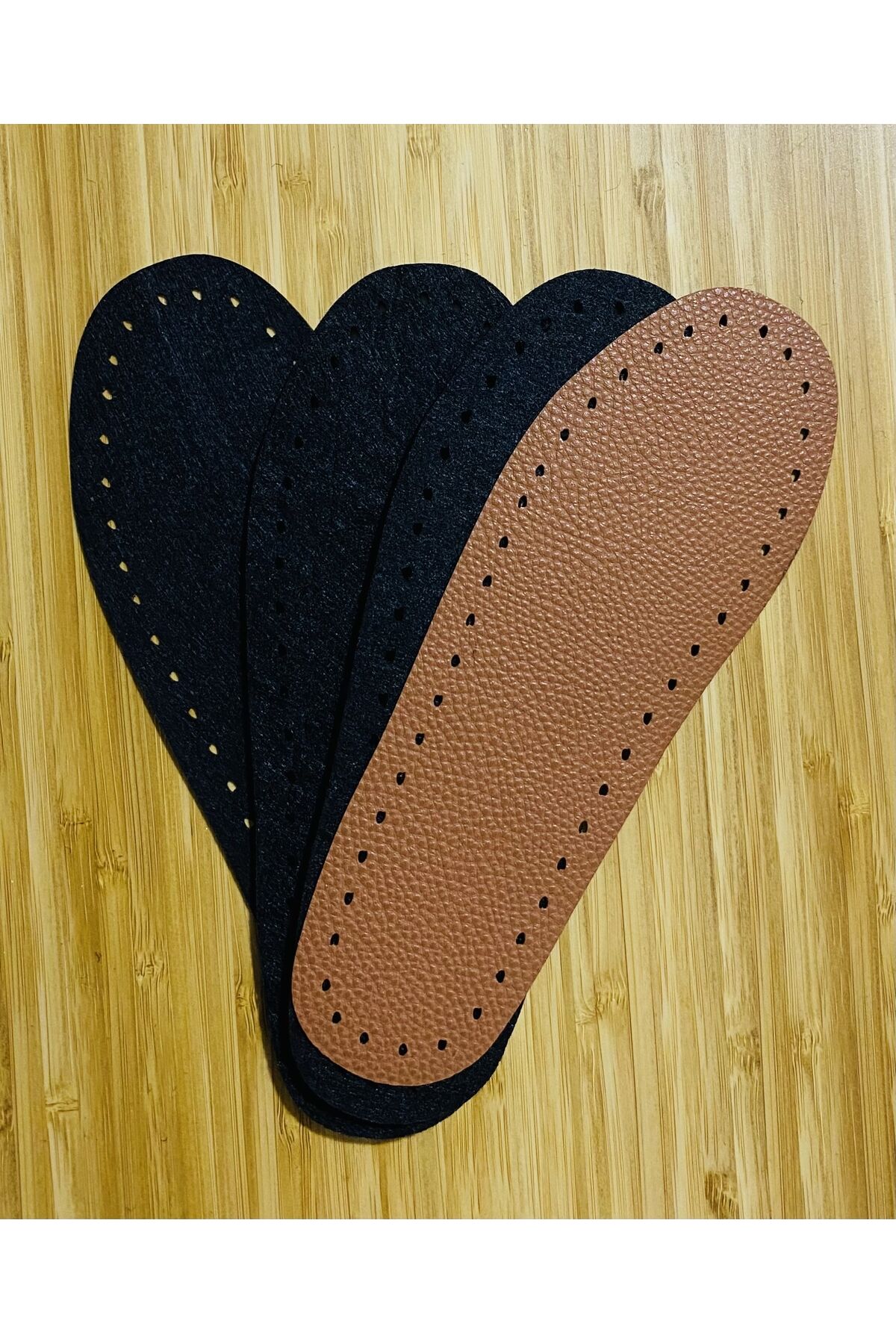 El Örgü Patik Tabanlık İthal Keçe ve Vinileks Deri. 1 Çift. No:31 Boy:19cm.