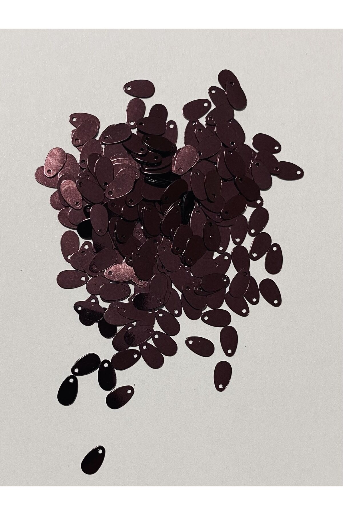 Yazma, Havlu, Abiye, Çeyizlik Işleme Damla Pul. 9x5mm. 20gr. Takriben 1120 Adet. No:24