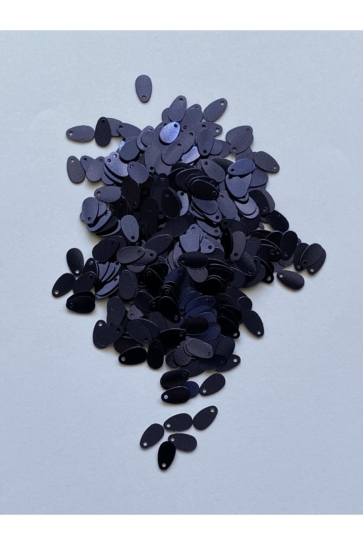 Yazma, Havlu, Abiye, Çeyizlik Işleme Damla Pul. 9x5mm. 20gr. Takriben 1120 Ad. No:10 Renk: Lacivert