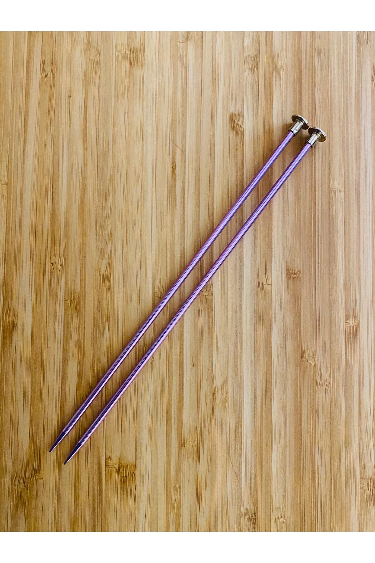 Boyalı Renkli Metal Çocuk El Örgü Şiş.  1 Çift. 20cm. No:3.5 Renk: Leylak.