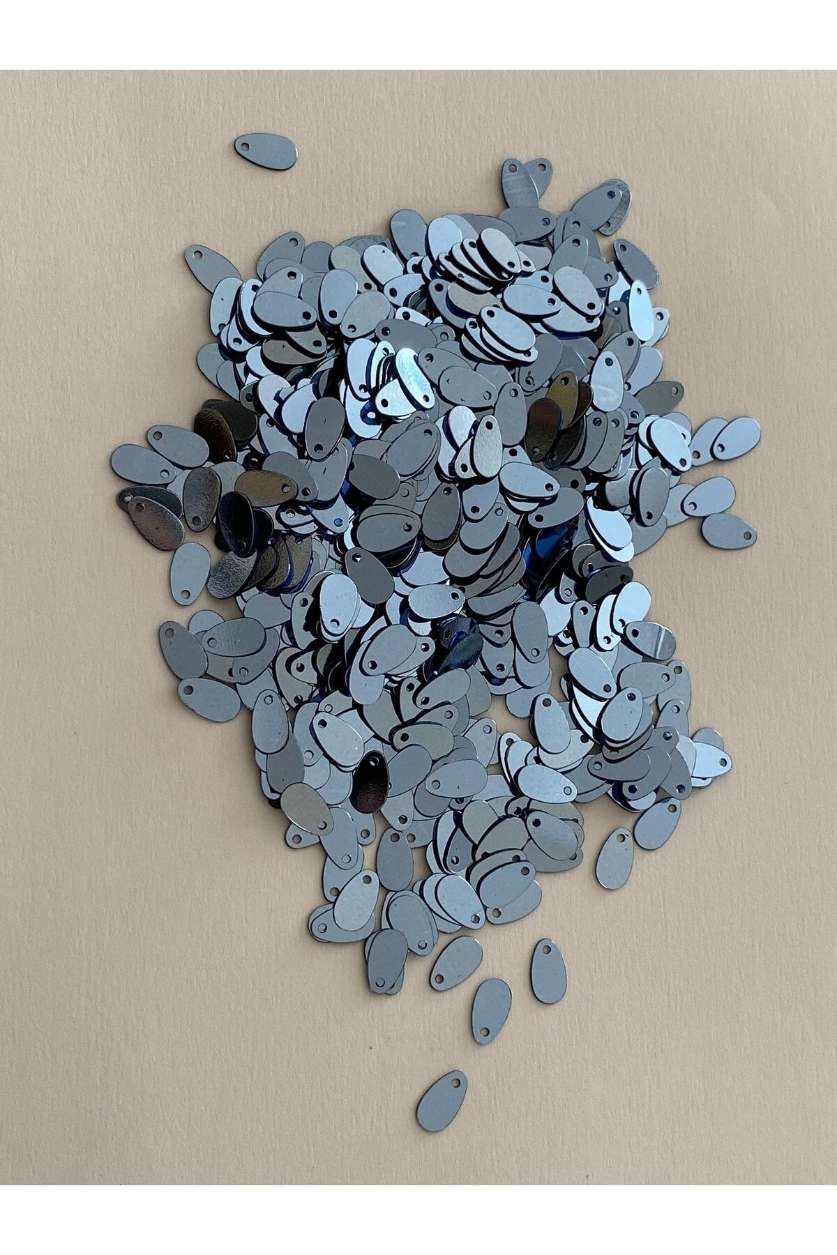 İndigo Rengi Yazma, Havlu, Abiye, Çeyizlik Işleme Damla Pul. 9x5mm. 20gr. Takriben 1120 Adet. No:18