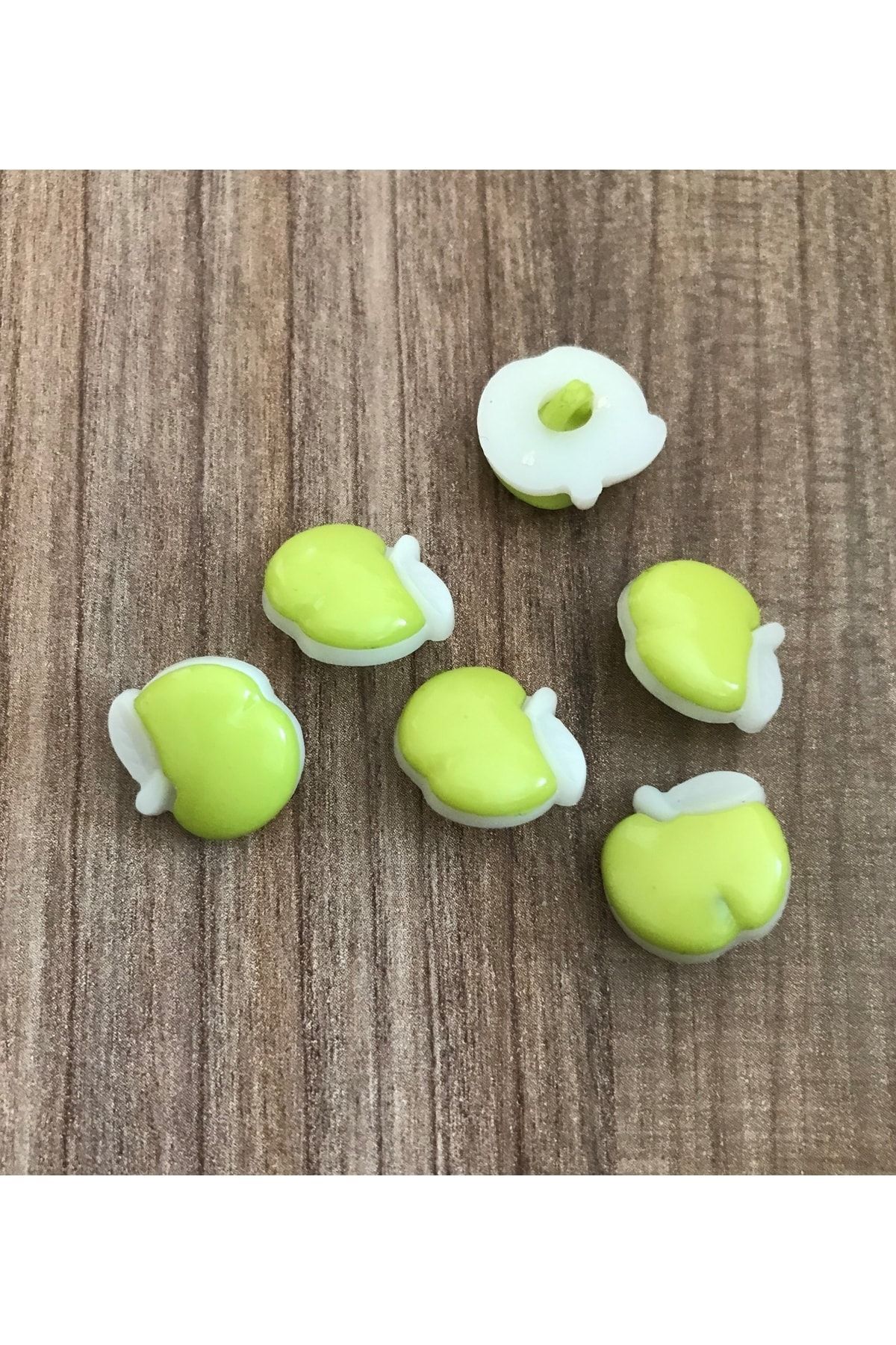 Elma Plastik Bebe Düğmesi 15mm 6'lı Paket.