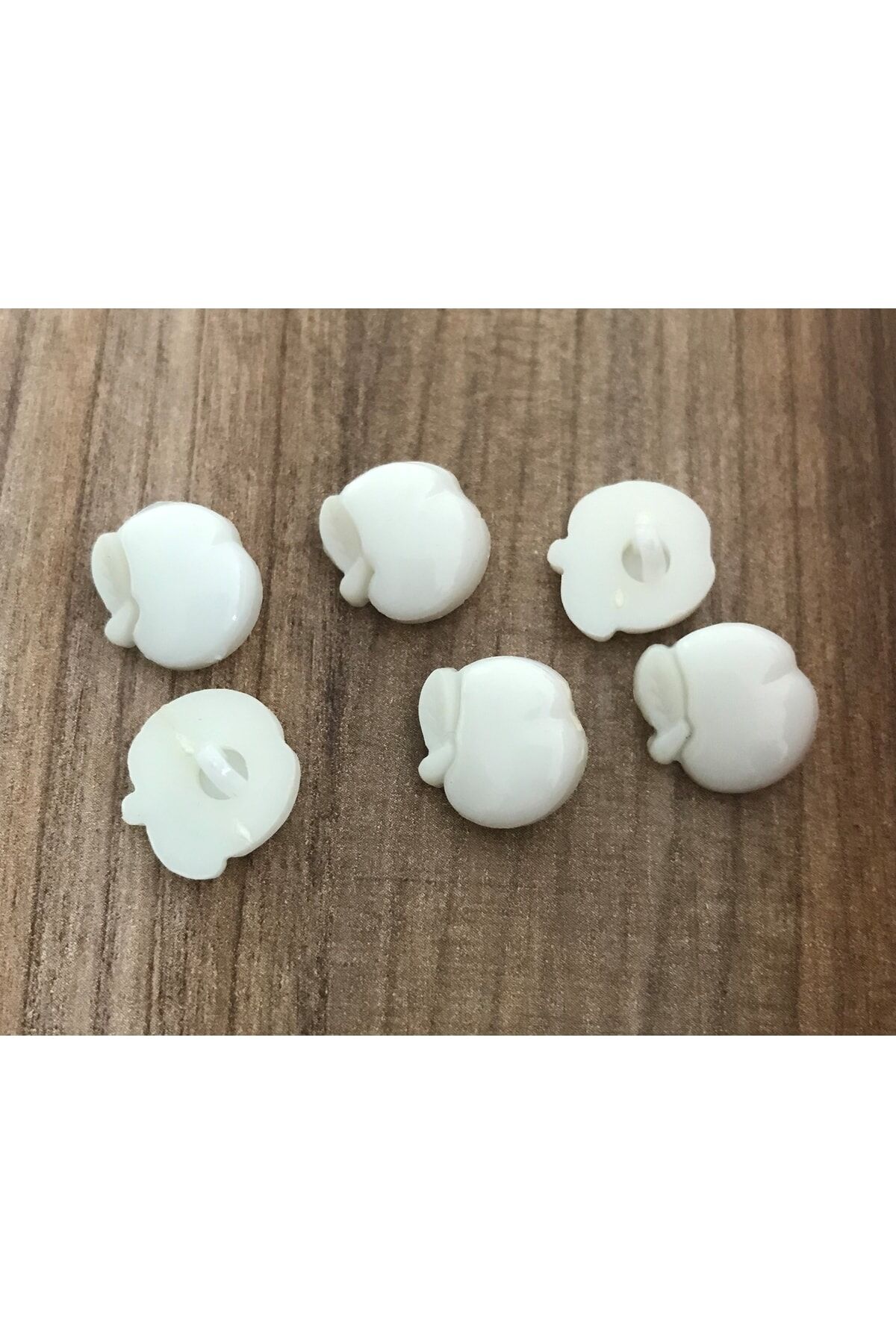 Elma Plastik Bebe Düğmesi 15mm 6'lı Paket.