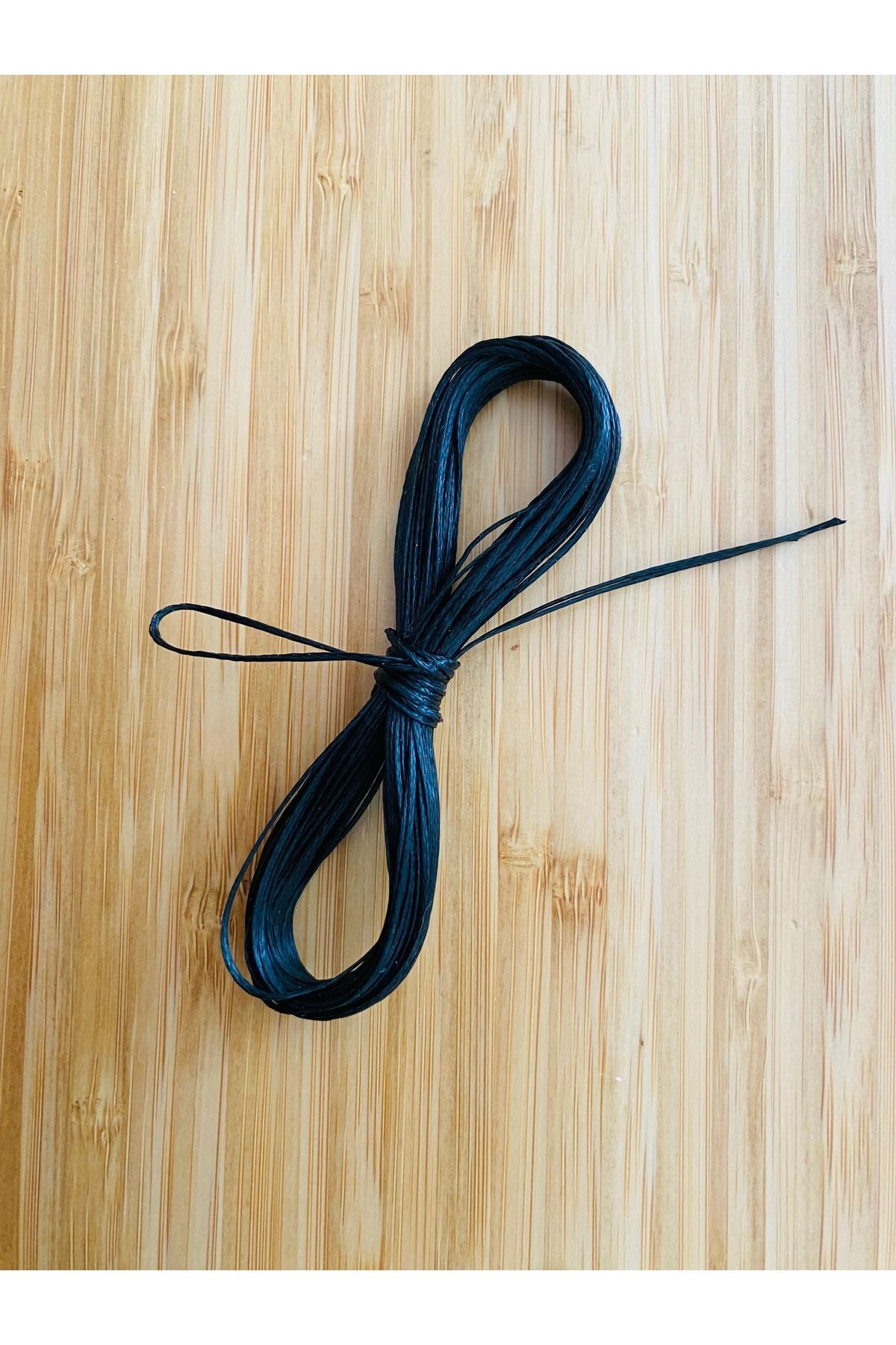 Tesbih ipi, Koltuk düğme, Kolye, Takı, Bileklik, Saraciye, Halhal ve El Işi Mumlu Ip. 1mm x 10 mt.