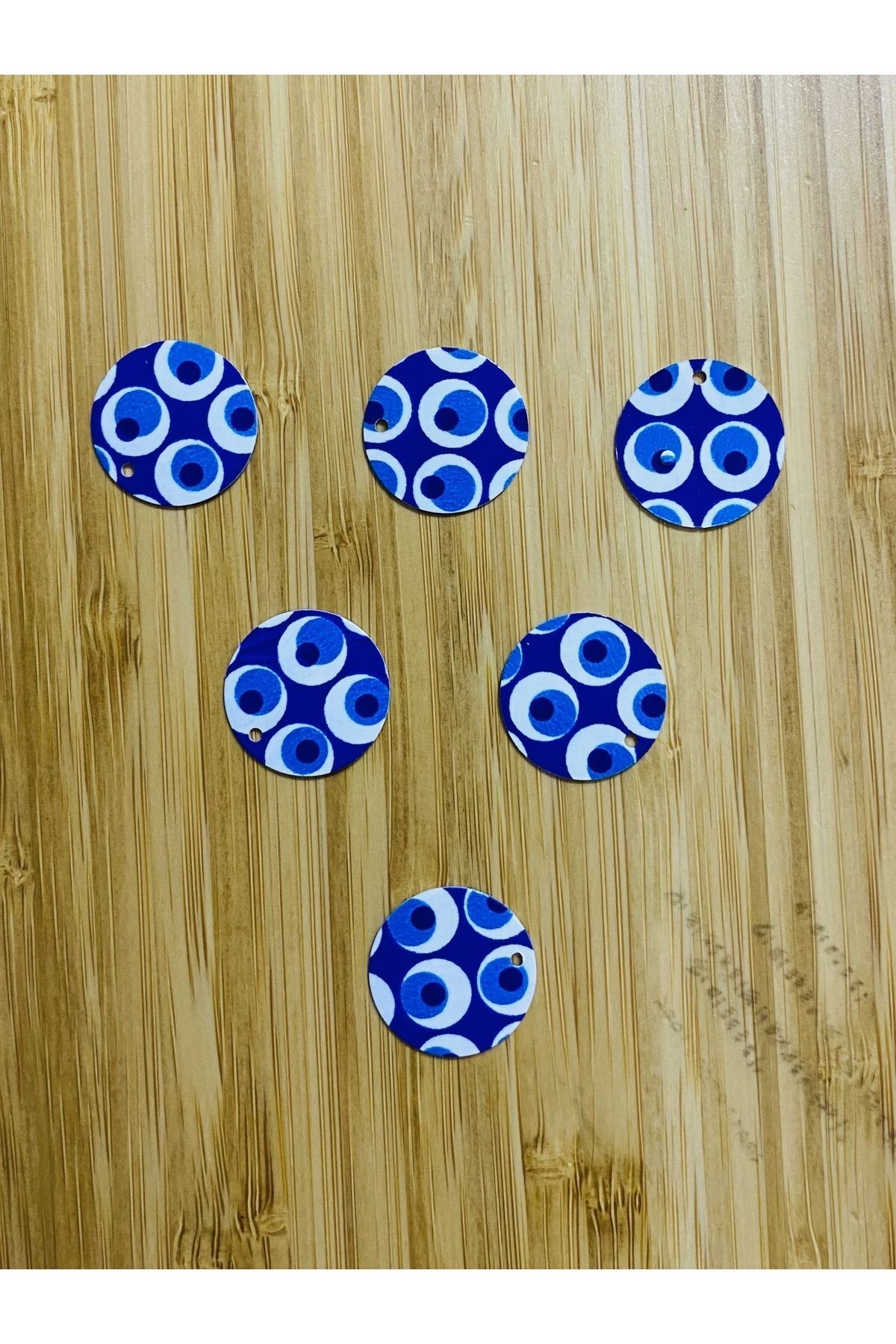 Küçük Delikli Nazar Desenli Pul. 2cm. 25gr. Paket içi tahmini adet:130