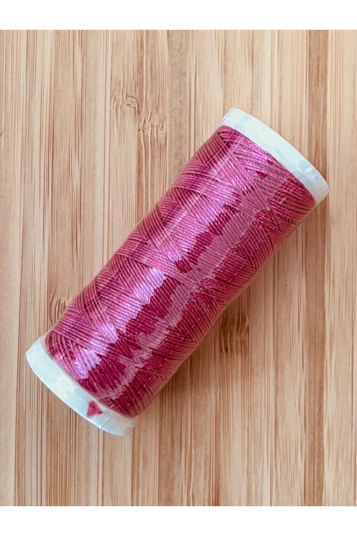 Brezilya ve Punch (PANÇ) El Nakış İpliği. Renk: 545