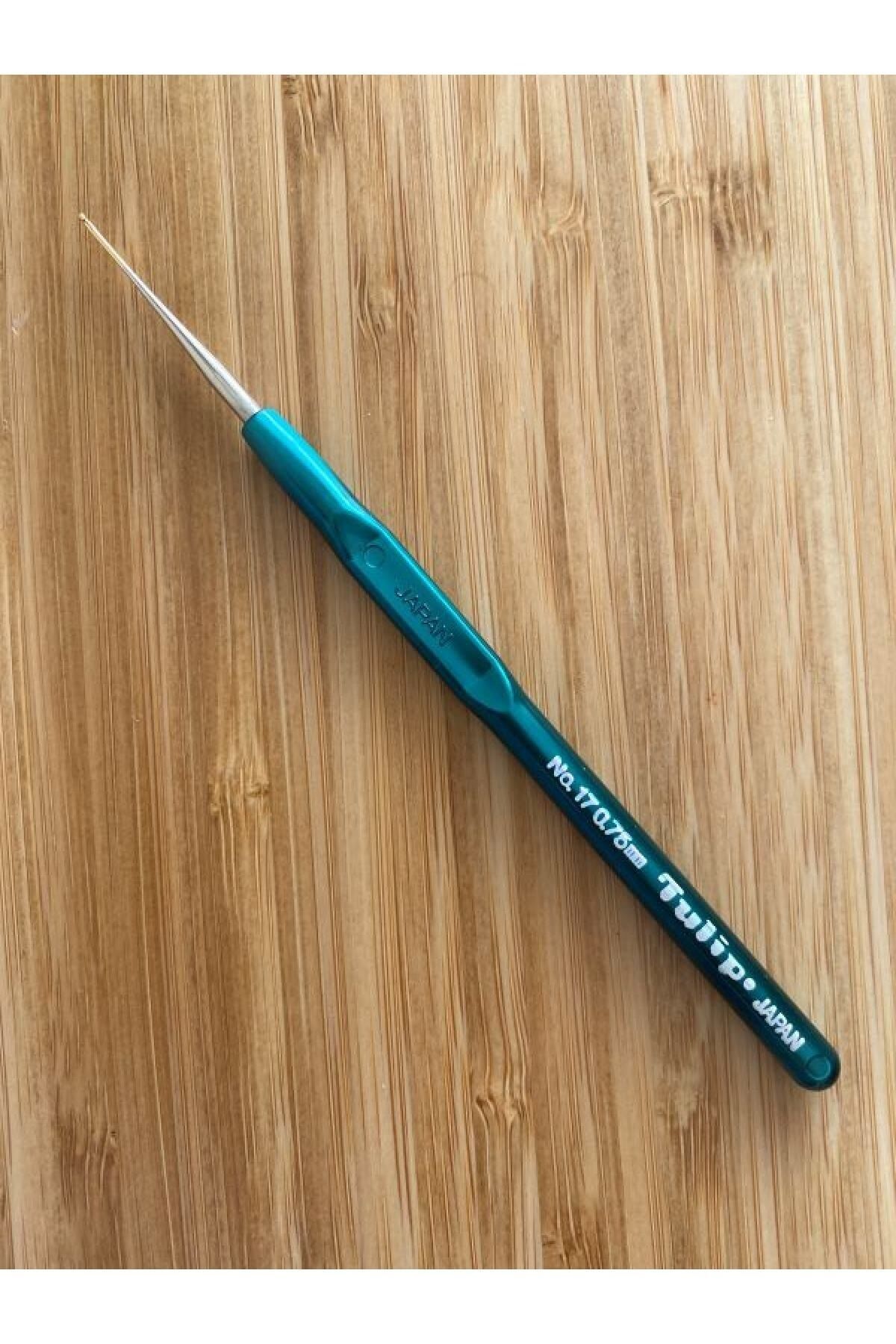 Plastik Saplı Oya ve Dantel Örgü Tığ No:17