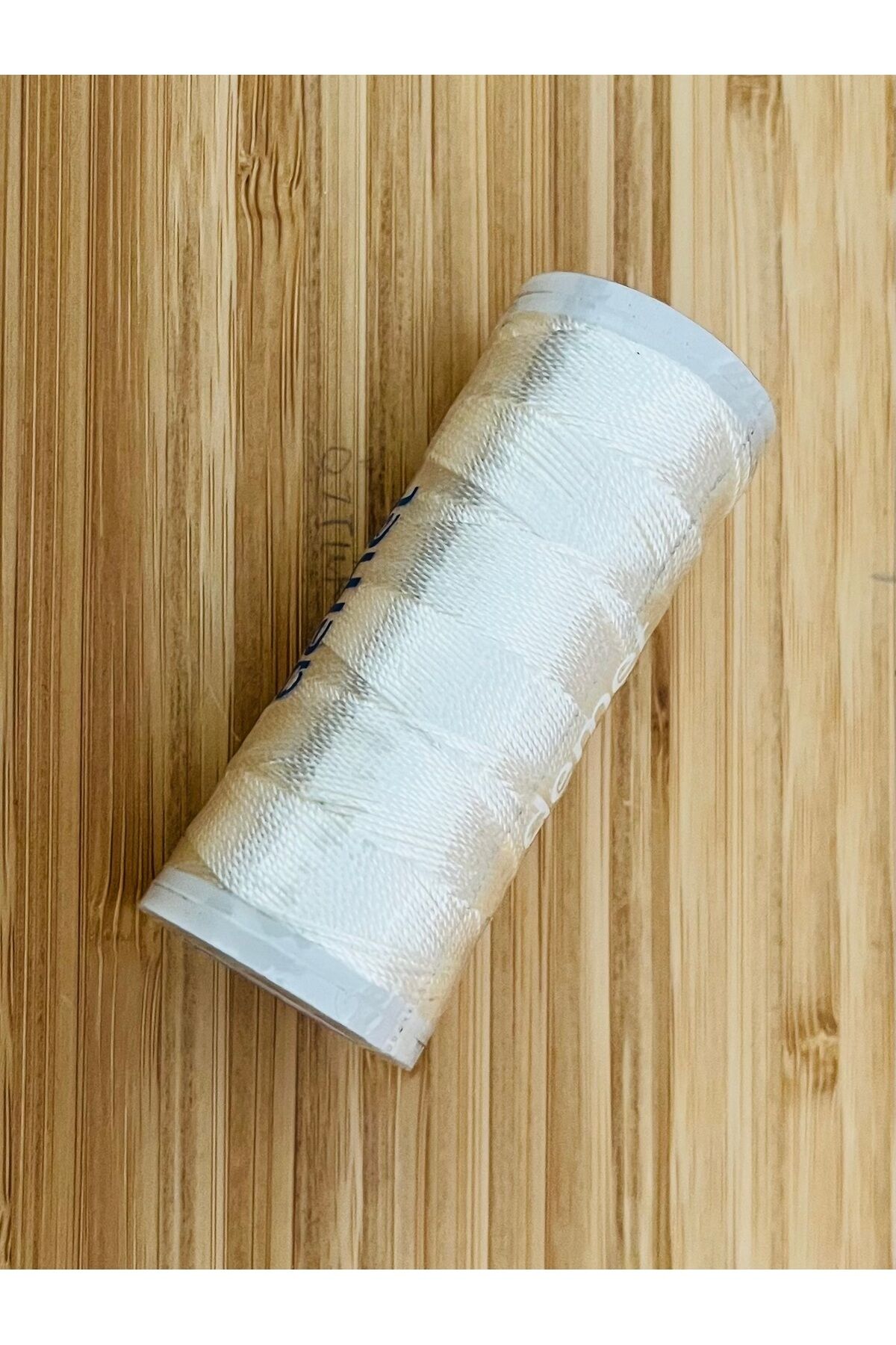 Brezilya Ve Punch (PANÇ) Nakış Ipliği. 20gr. Renk No: 107 Krem.