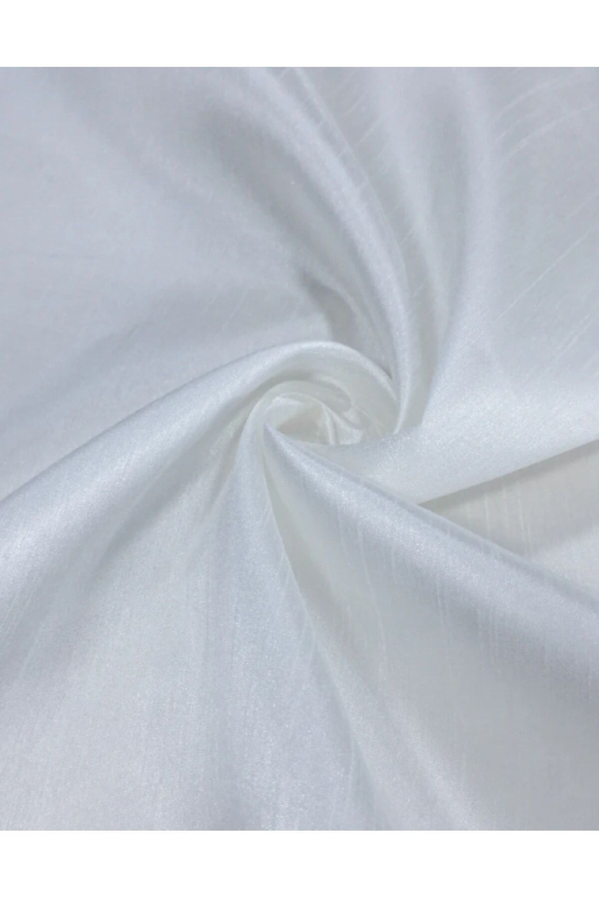 Etuval Zone El Işleme Ve El Nakışı Kumaşı. En:150cm. Uzunluk:1 Metre.