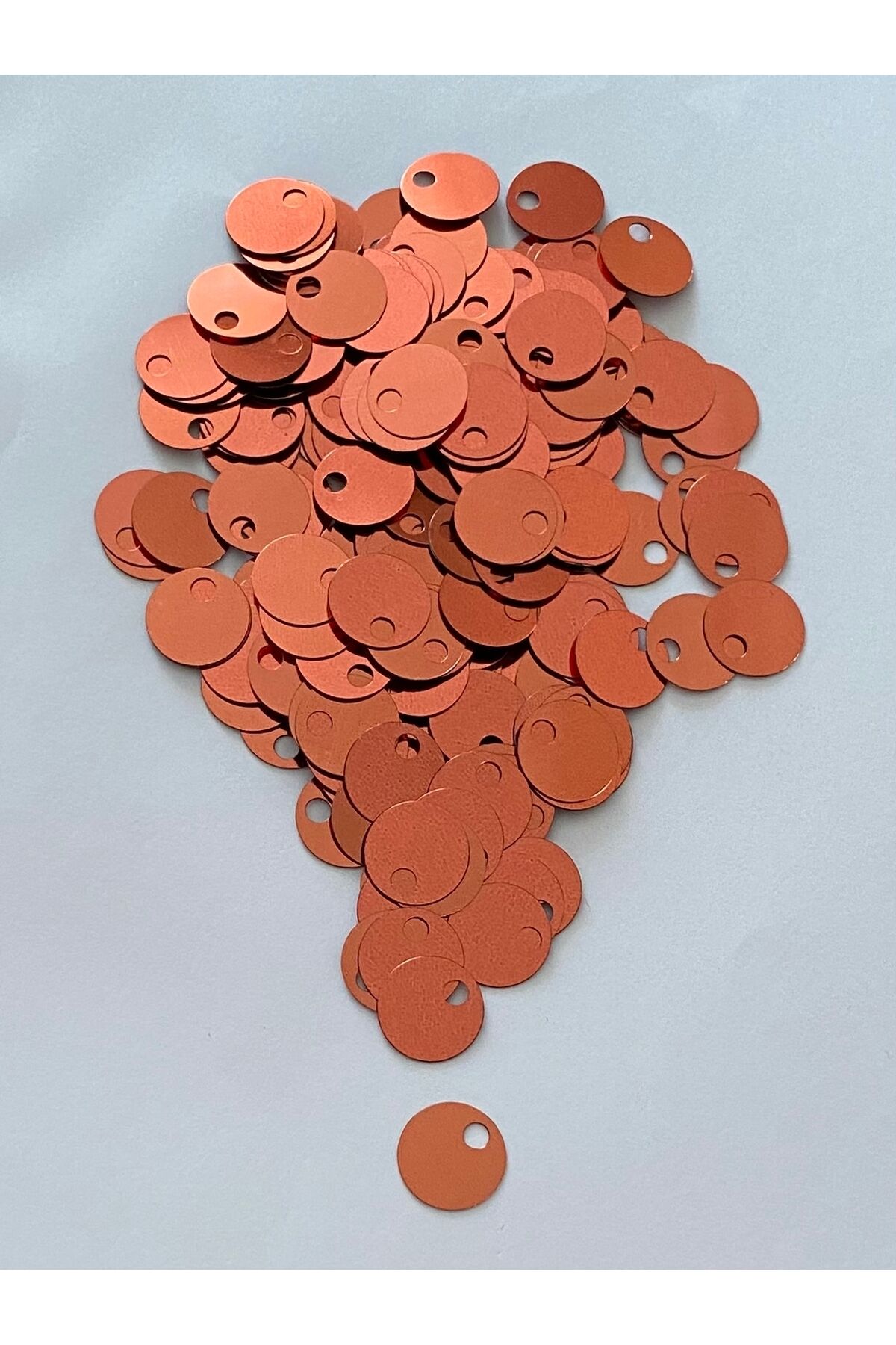 Makrame, çanta, cüzdan, oya, abiye ve halay mendili el işleme pul 16mm. 20 gr. Tahmini 185-195 ad.