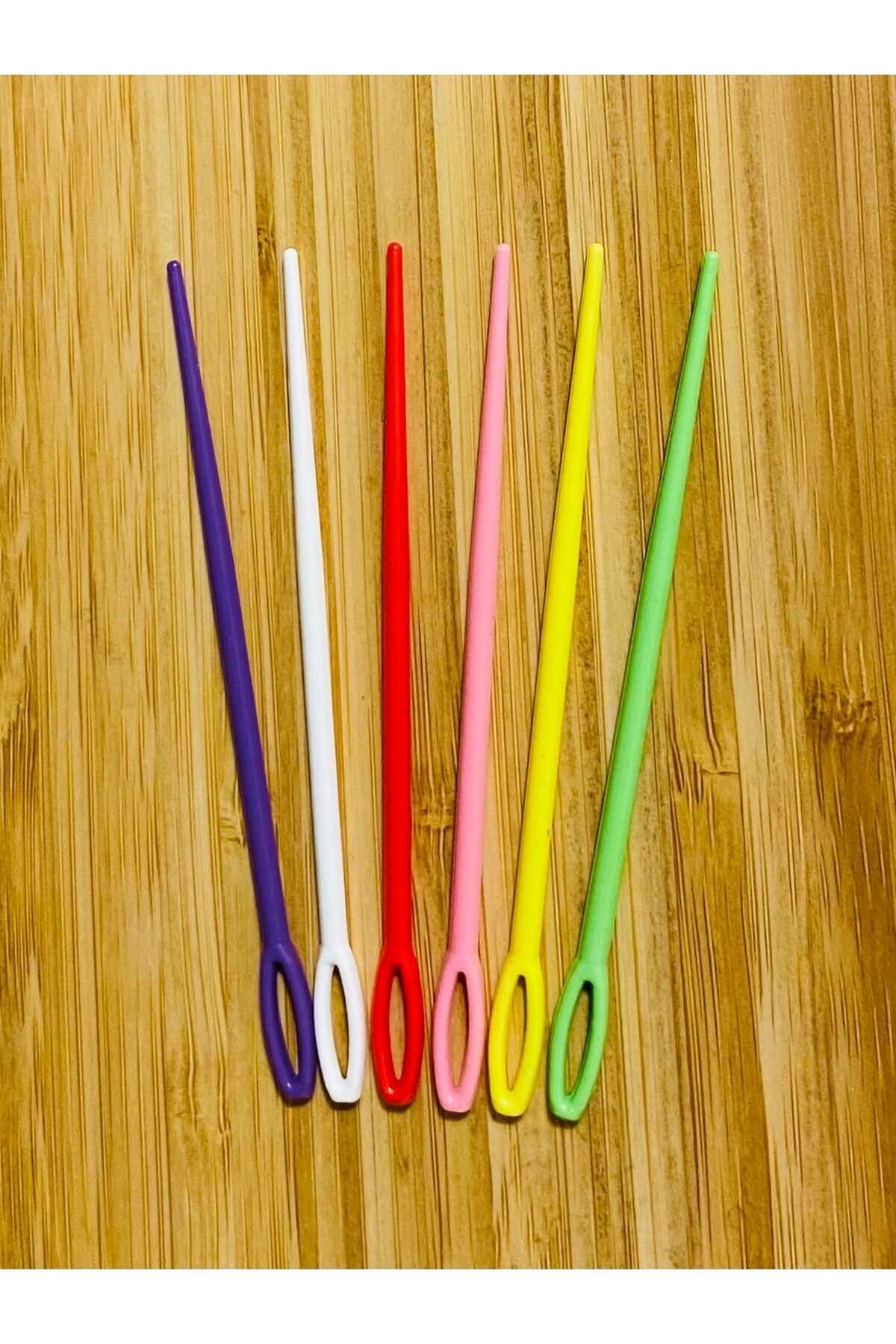 Plastik Yün Örgü Dikiş İğnesi 9cm. 6’lı Paket. Renkli.