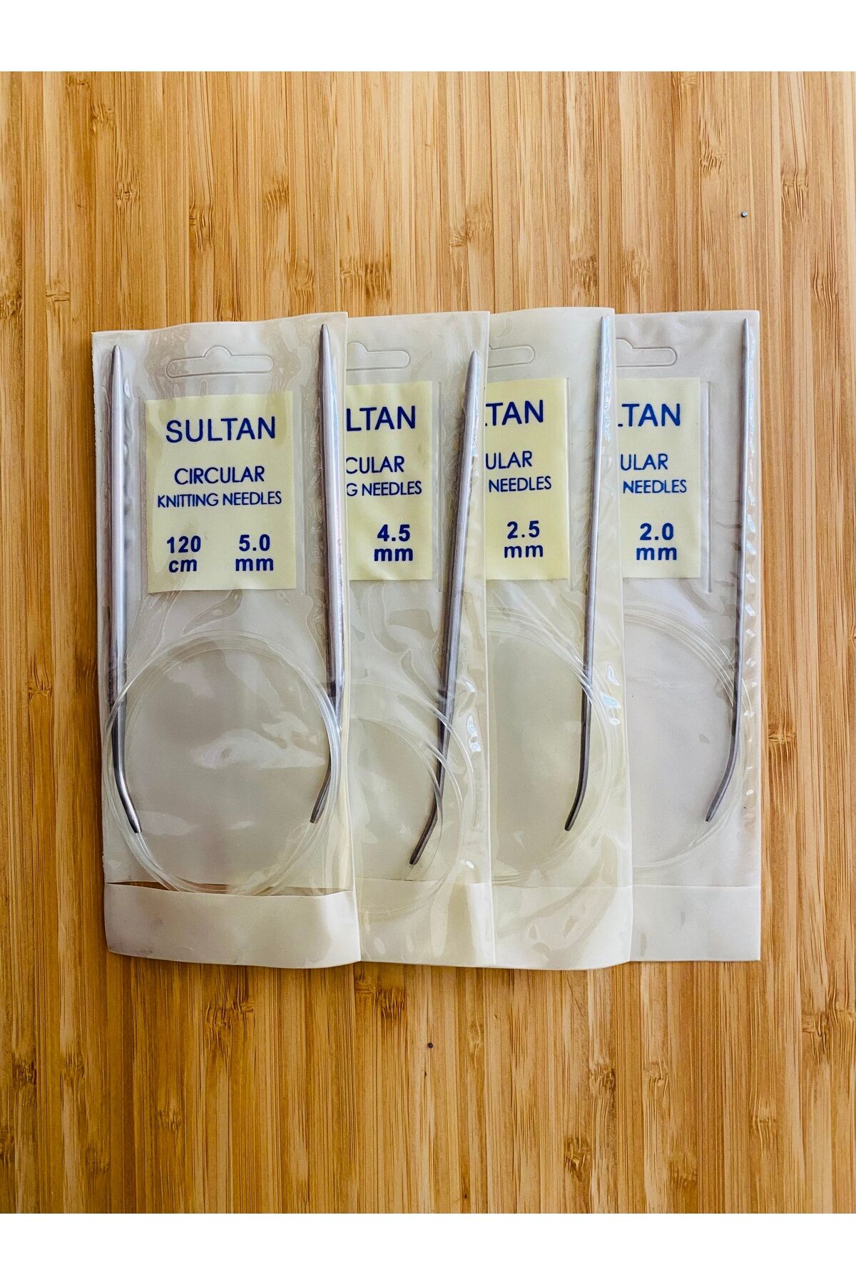 Titanyum Misinalı Örgü Şiş. 120cm No: 2,- 2.5,-5.  80cm No: 4.5  4'lü set.