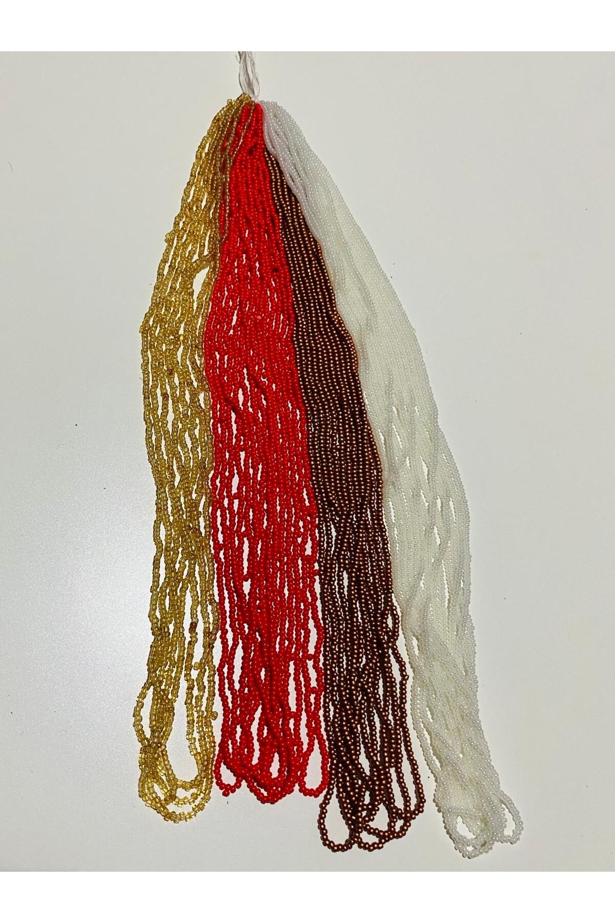 23 Dizi. Renkli. Kum Boncuk Çekoslovakya, Adana, Hapishane Işi, Iğne Oyası Ve Işleme Boncuğu