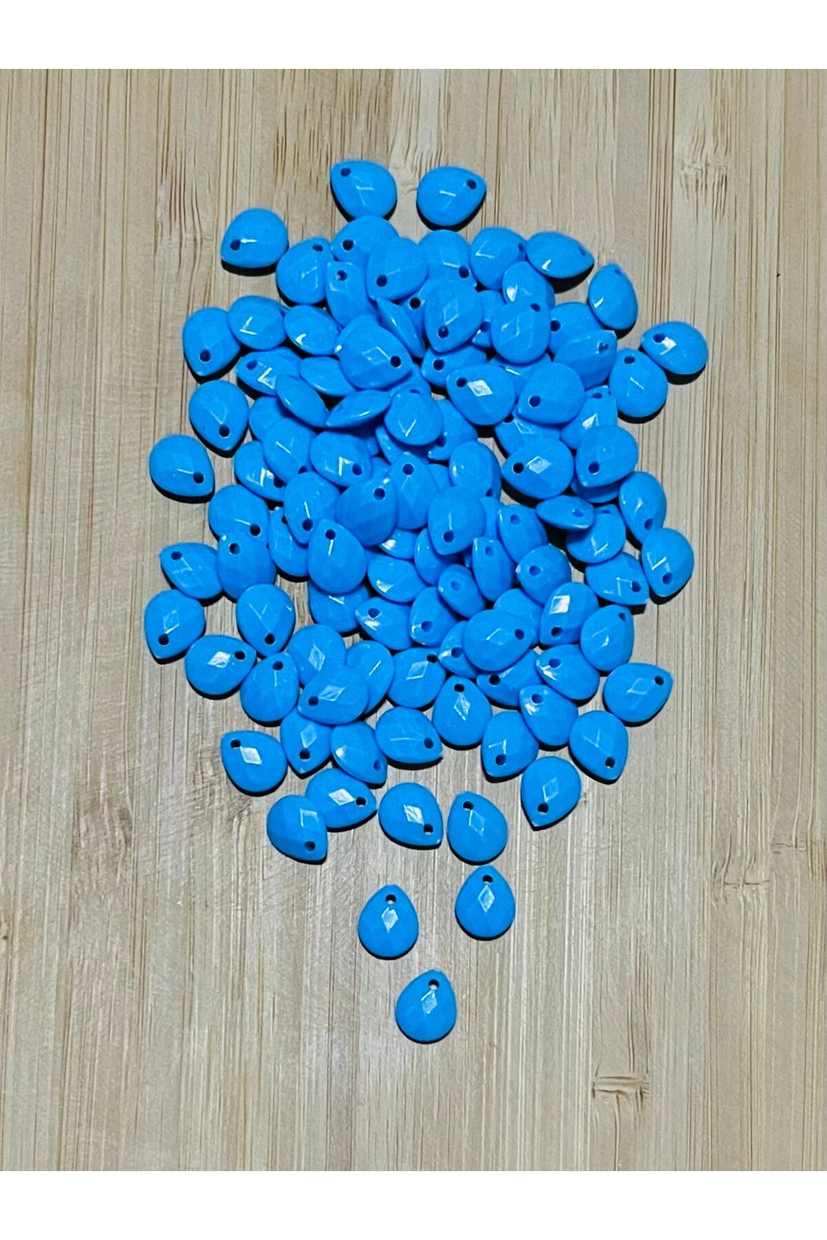 Mavi Renk Oya, Abiye, Takı, Örgü Plastik Gözyaşı Damla Boncuk. 25gr. Tahmini 195 Adet.