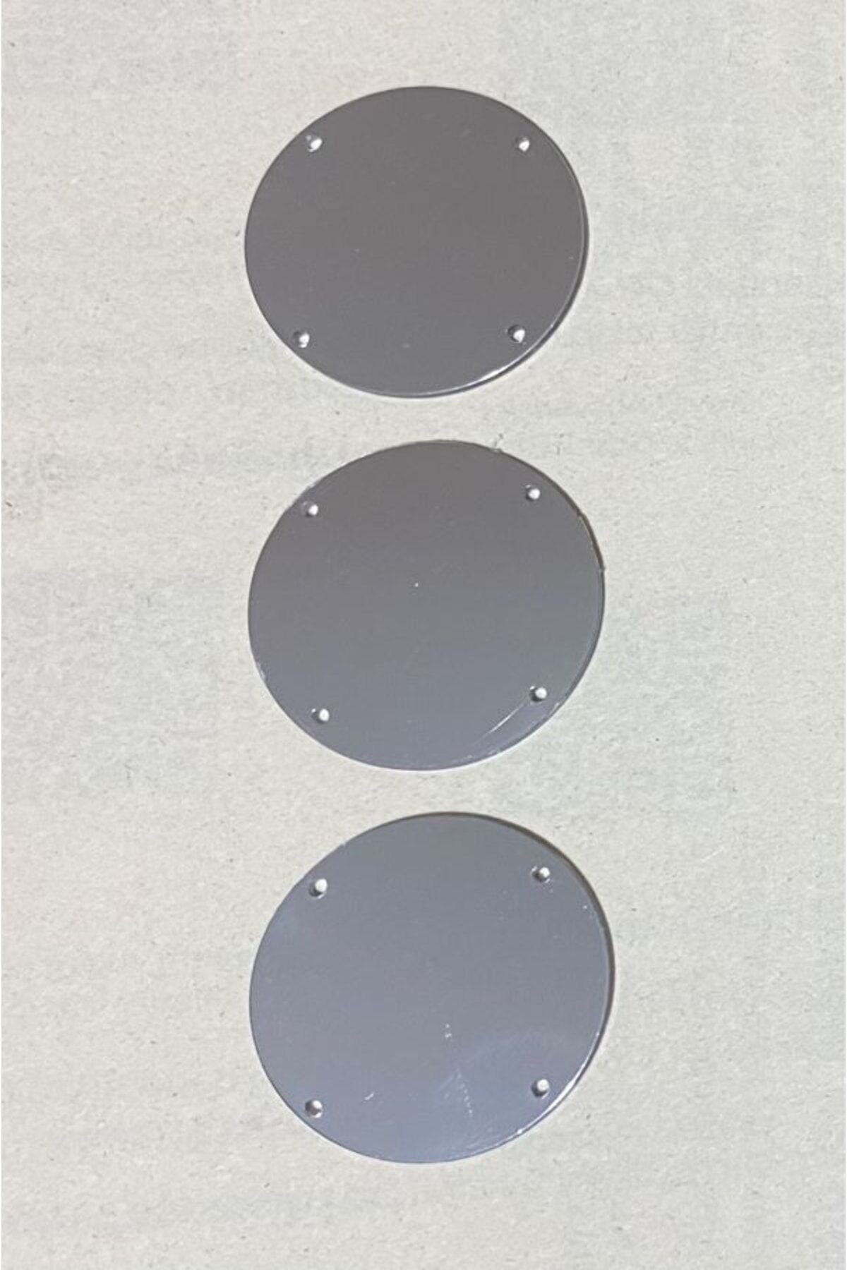 Pleksi Kalın Plastik Pul 3.2cm. 25gr. 20 Adet. Gümüş